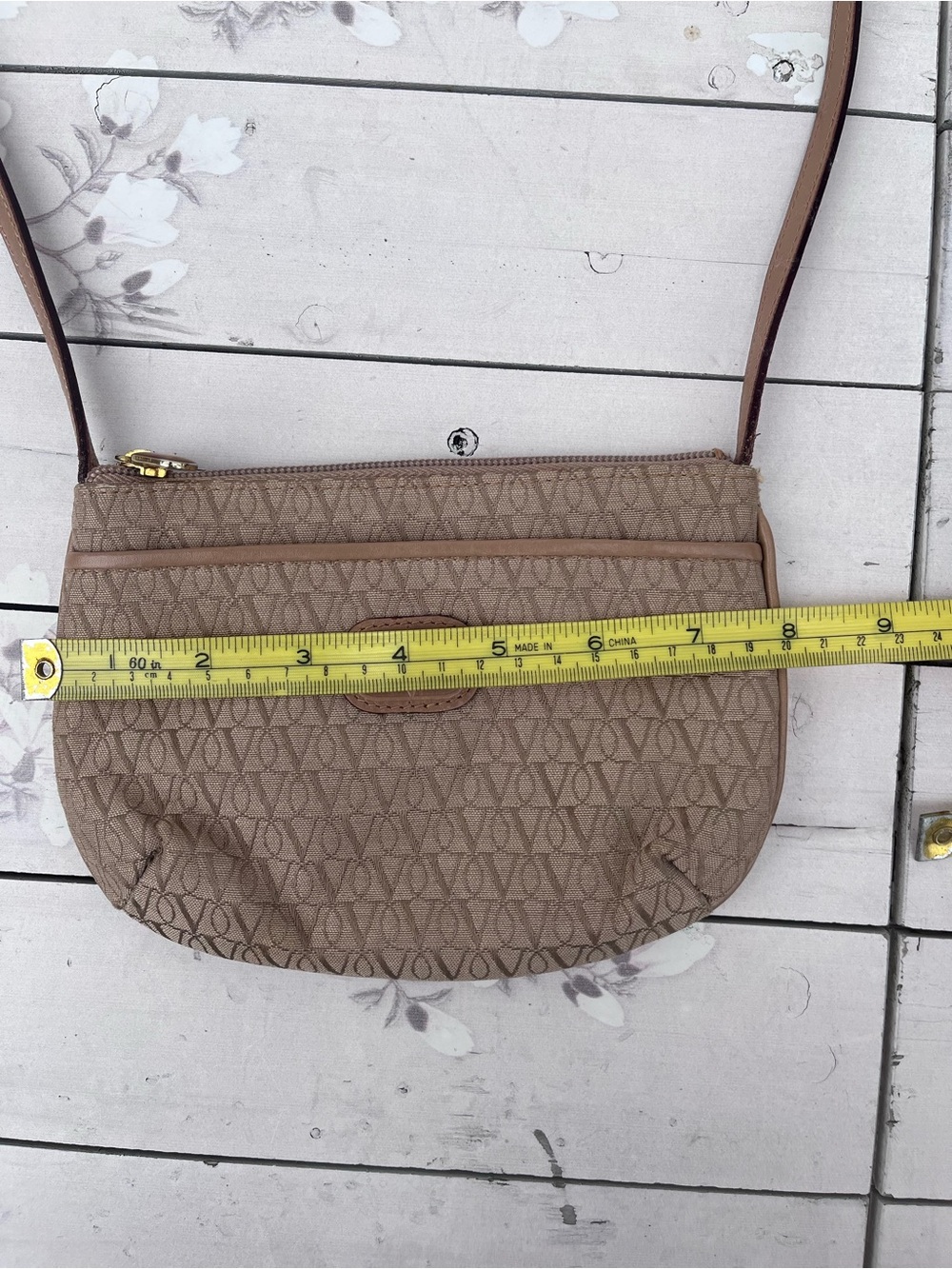 Valentino Garavani Brown Beige Monogram Crossbody Bag - Picture 10 of 11